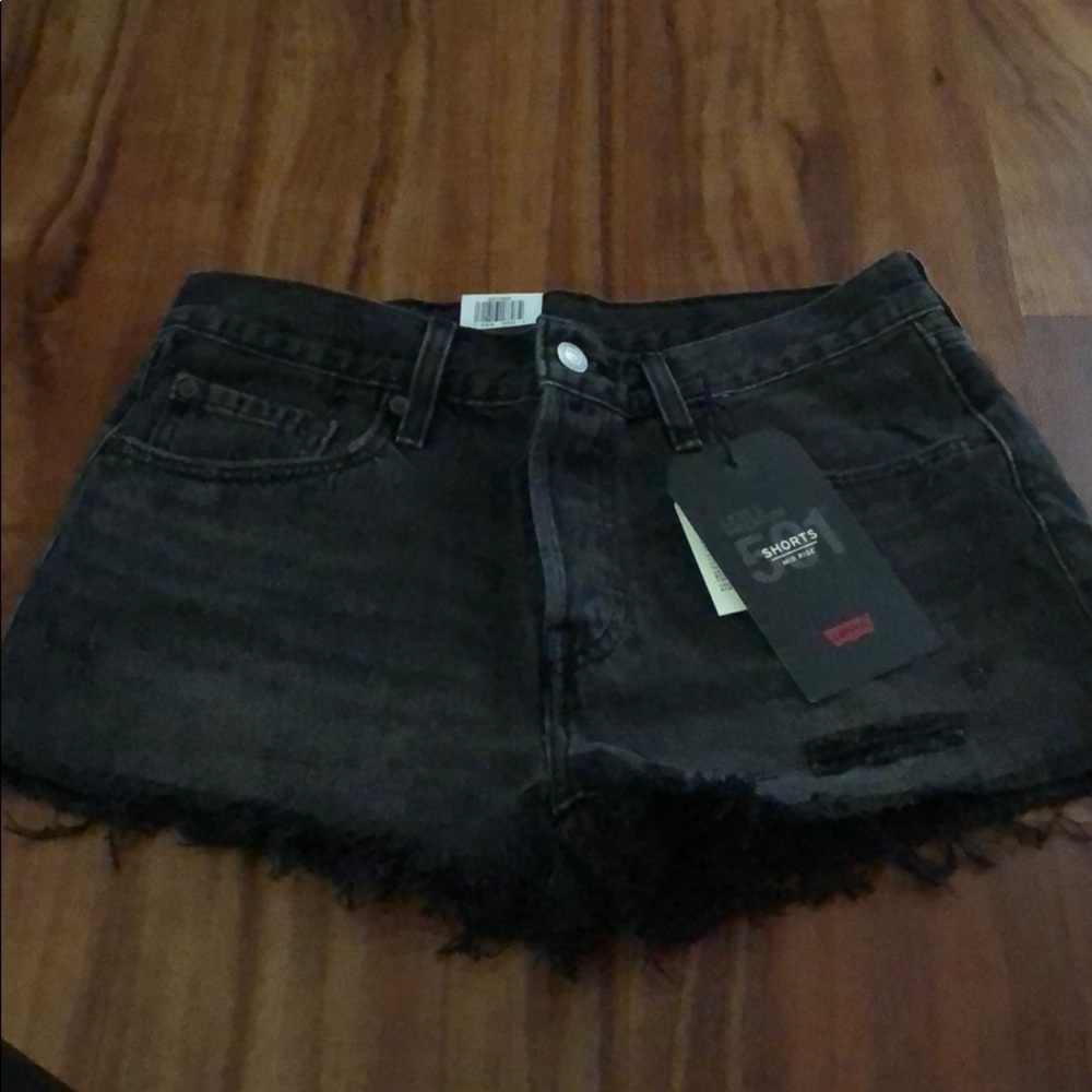 BRAND NEW Levis 501 black shorts 27